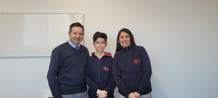 ¡Felicitamos a Tomás Vergara, finalista de “La voz de los niños de La Araucanía”!